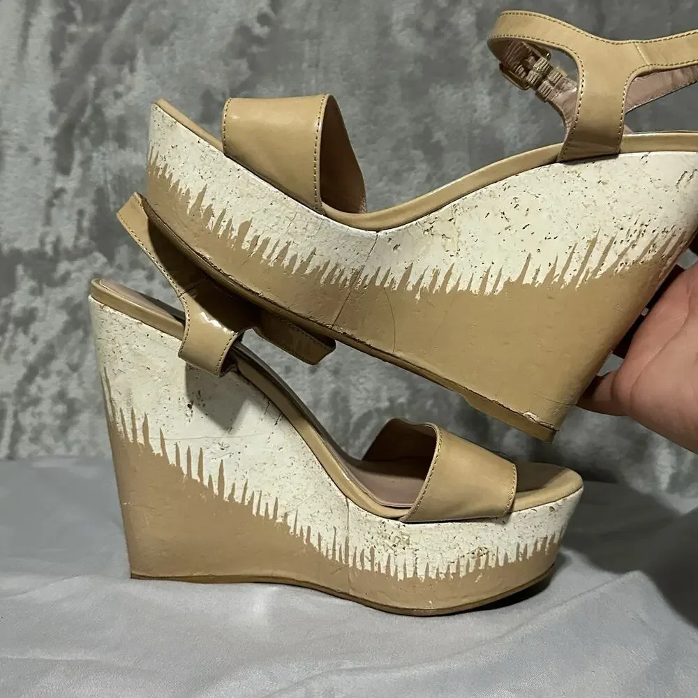 Stuart Weitzman Single Sky Platform Cork Wedge Sandal Womens Sz 8M Beige Preppy